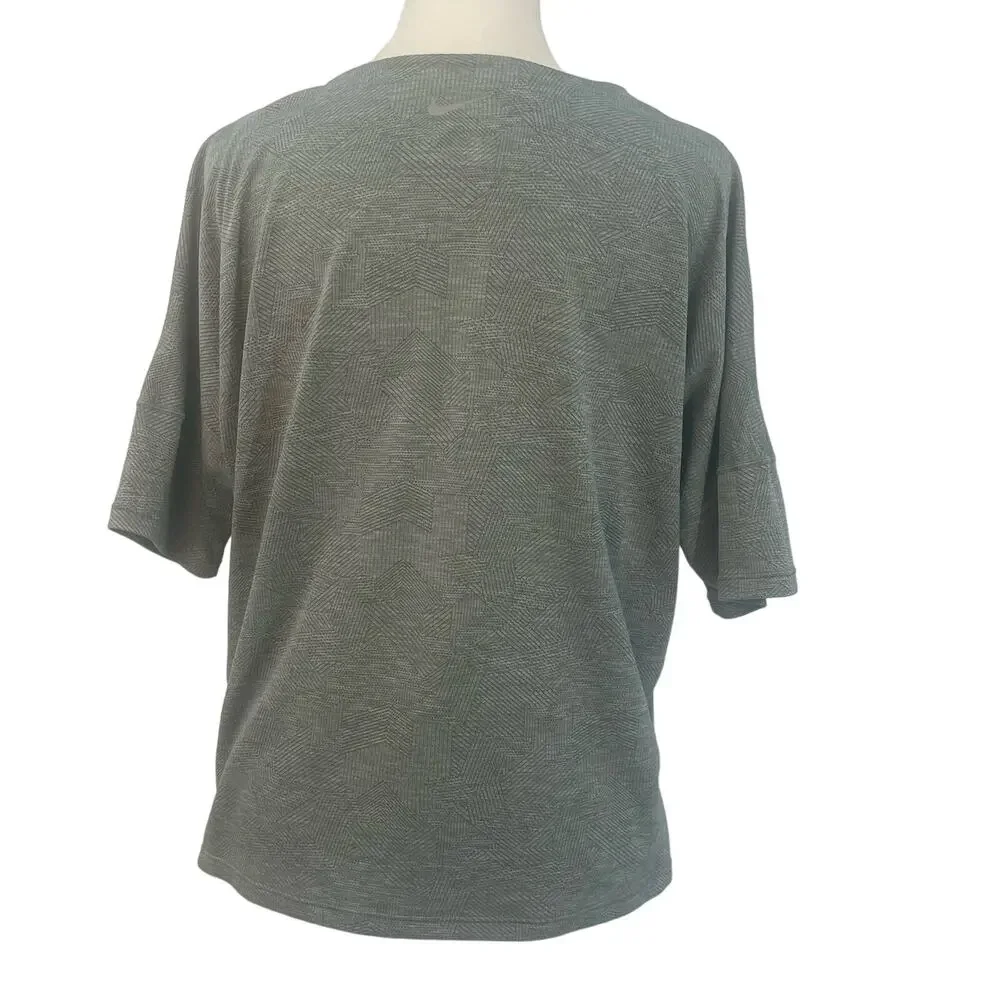 Nike Dri-Fit Shirt Women's M Green Crewneck Hi-Low Relaxed Textured Slit Logo